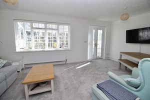 Living Room- click for photo gallery